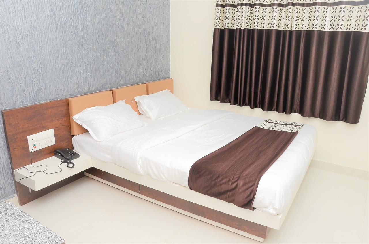 Hotel Bansidhar Somnath Bagian luar foto