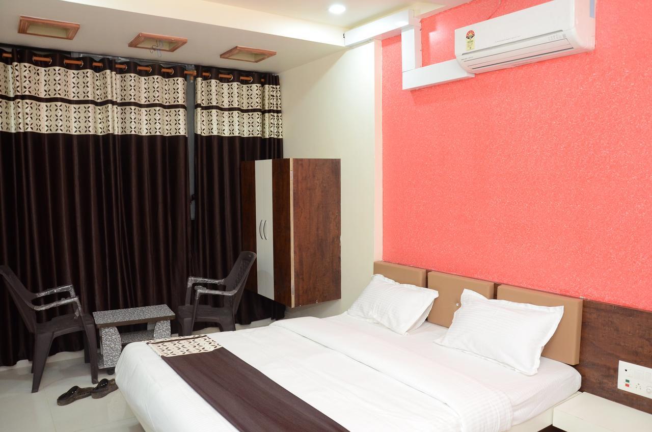 Hotel Bansidhar Somnath Bagian luar foto