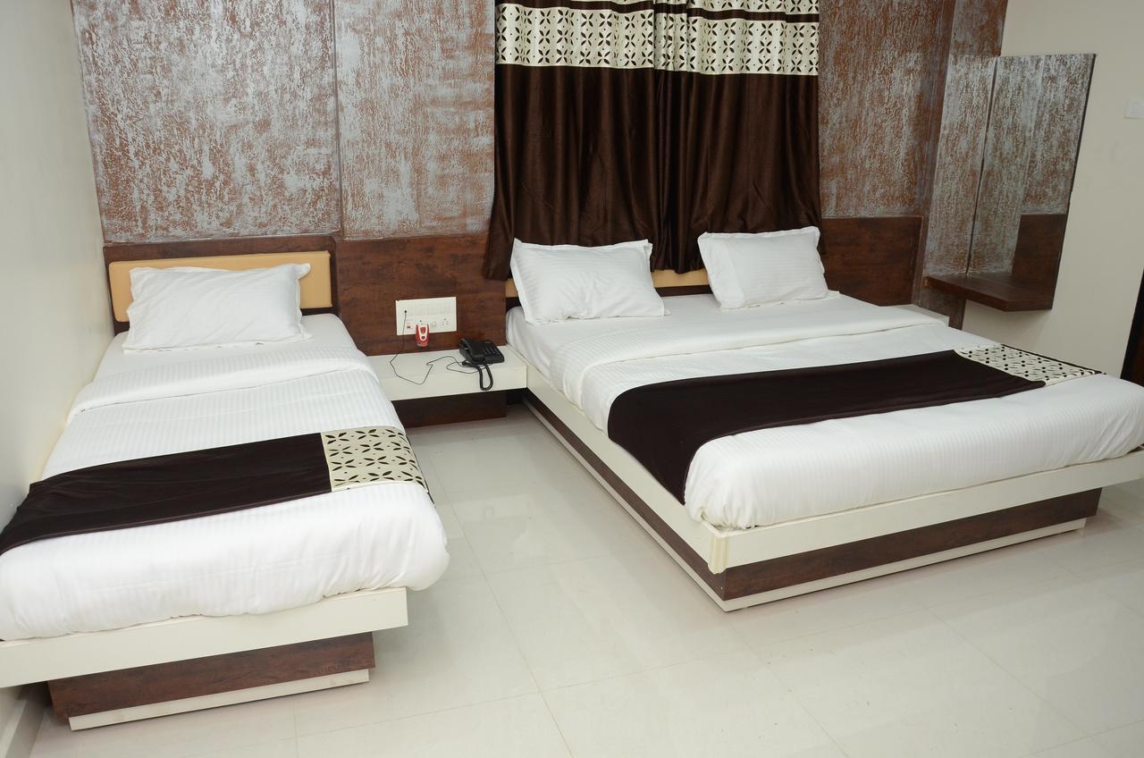 Hotel Bansidhar Somnath Bagian luar foto